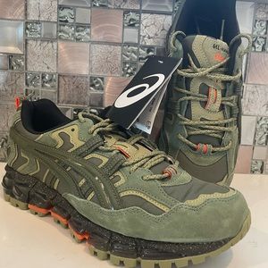 ASIC Unisex Tennis shoes